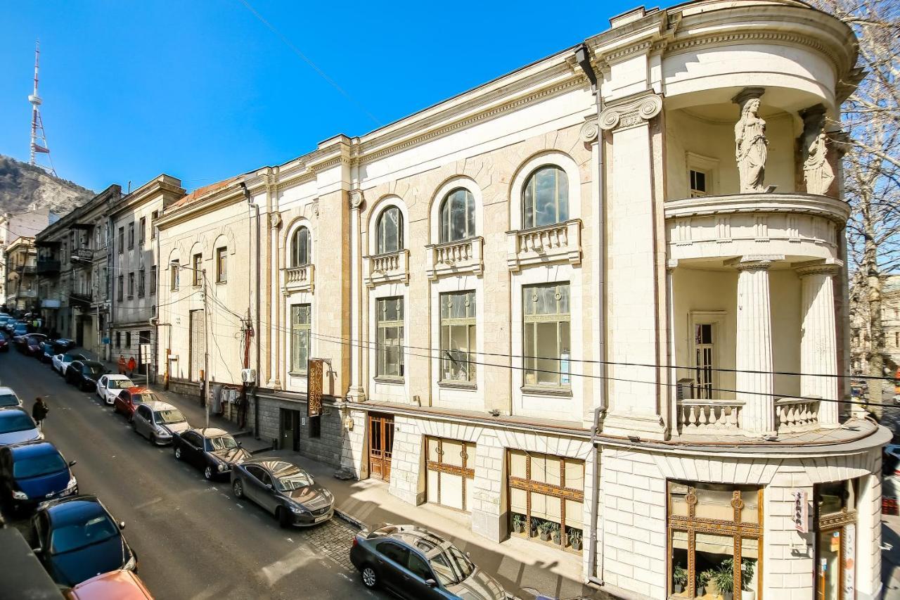 Rustaveli Downtown Aparthotel ティビリシ エクステリア 写真